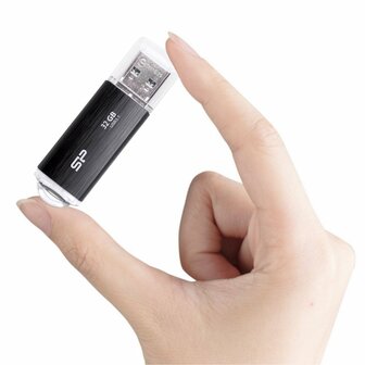 Silicon Power Blaze B02 | 32GB USB-A 3.2 Flash Drive | Zwart