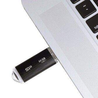 Silicon Power 64GB Blaze B02 USB 3.0 flashdrive Zwart